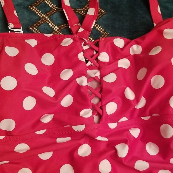 YONIQUE Womens Red & White Polka Dot Convertible Pin Up Swimsuit NWT Plus Sz. 22 - Picture 5 of 10